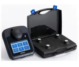 מכשיר בדיקת עכירות מים נייד